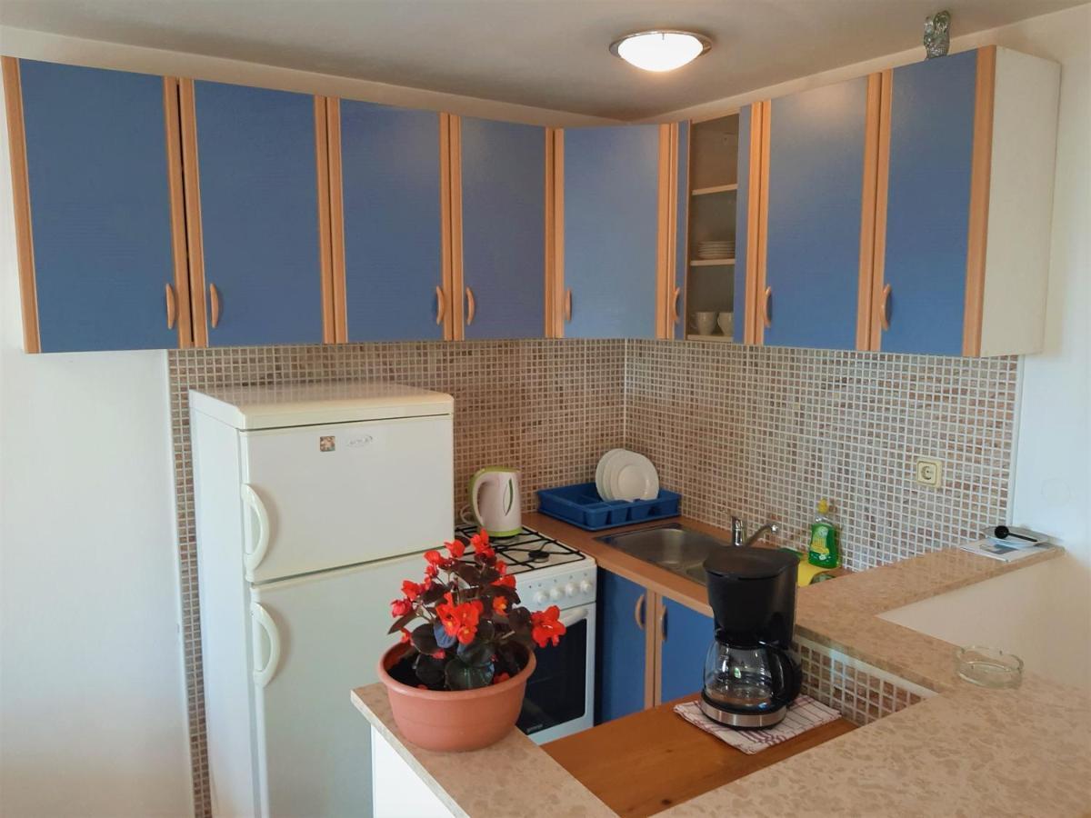 Cozy Apartments With Sea View Novi Vinodolski Dış mekan fotoğraf